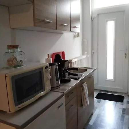 Mezeskucko Homestay Tiszaszolos